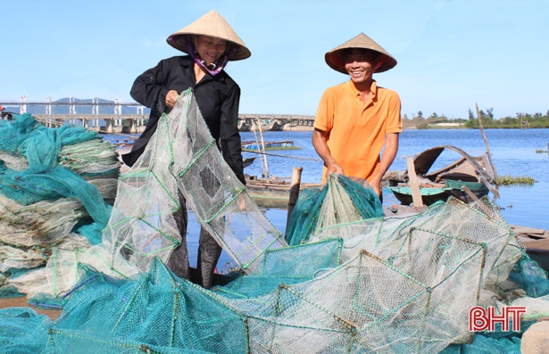 Lênh đênh cùng ngư phủ