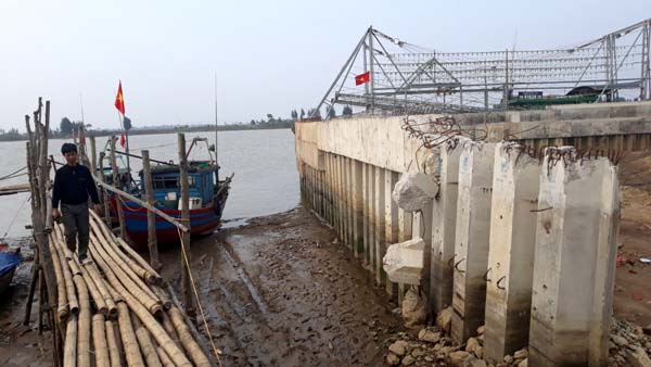 Phải xử lý nghiêm công trình xây dựng trái phép lấn chiếm sông Mã