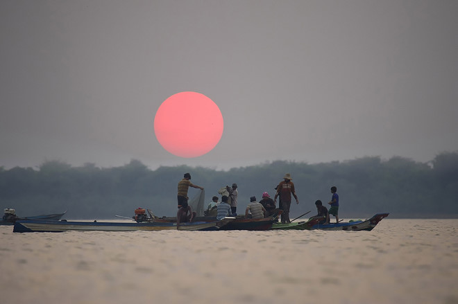 Hoãn thông qua dự án đập thủy điện Luang Prabang